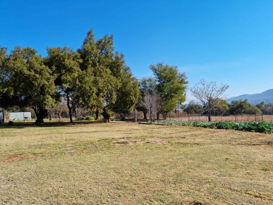 9 Bedroom Property for Sale in Hartbeespoort Rural North West